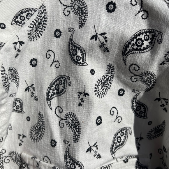 Reba Paisley Jacket & Shorts Set - Picture 8 of 10